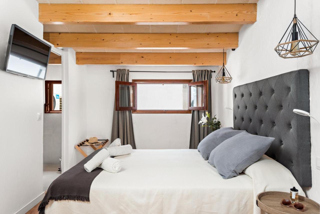 Hotel Boutique Ses 5 Claus Ciutadella  Luaran gambar