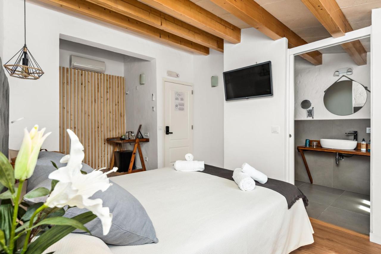 Hotel Boutique Ses 5 Claus Ciutadella  Luaran gambar