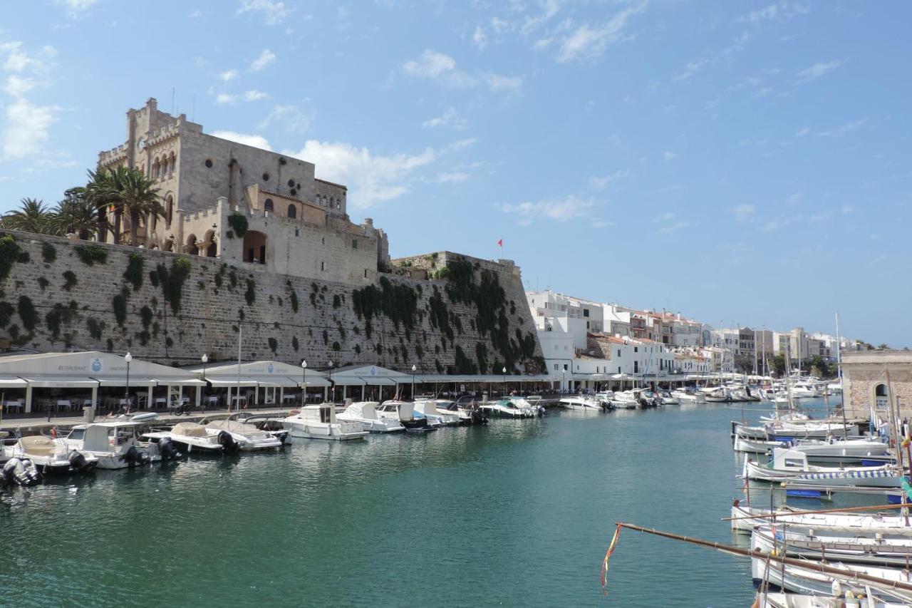 Hotel Boutique Ses 5 Claus Ciutadella  Luaran gambar