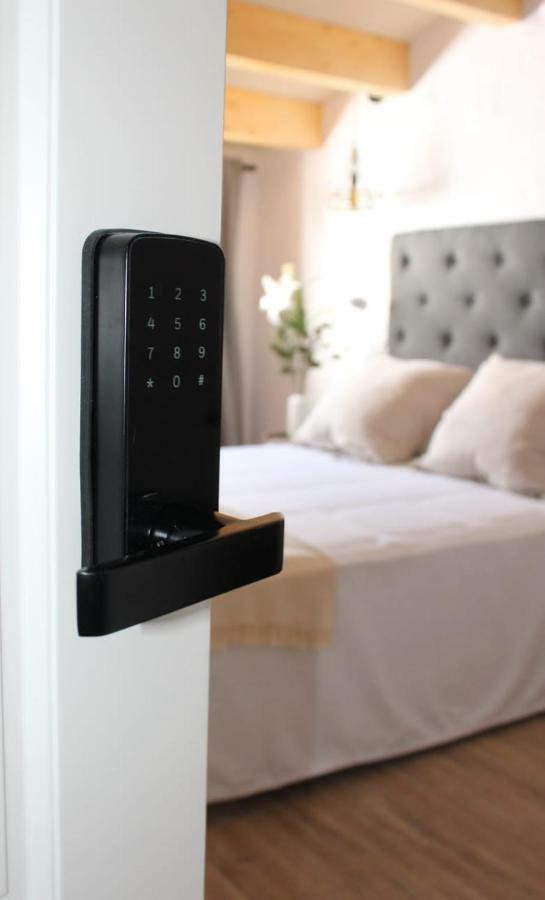 Hotel Boutique Ses 5 Claus Ciutadella  Luaran gambar